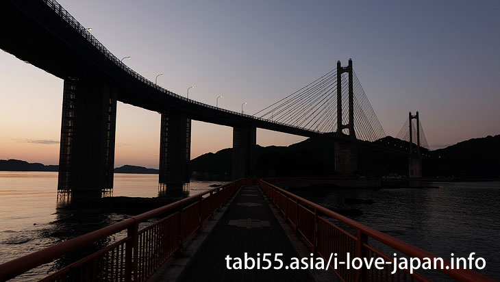 Yobuko Bridge at dusk! Walking around the Benzaiten Promenade