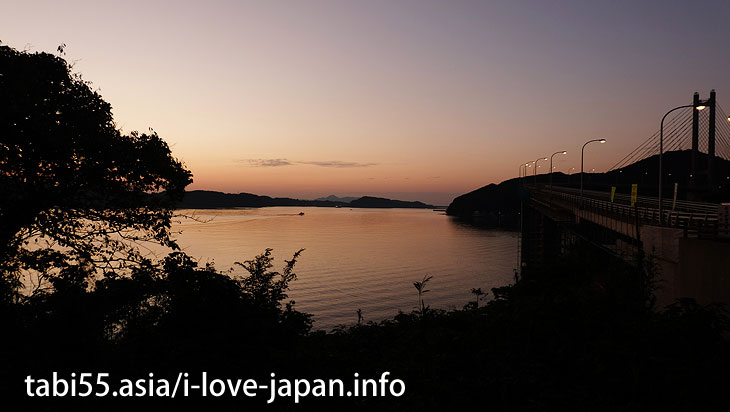 Yobuko Bridge at dusk! Walking around the Benzaiten Promenade